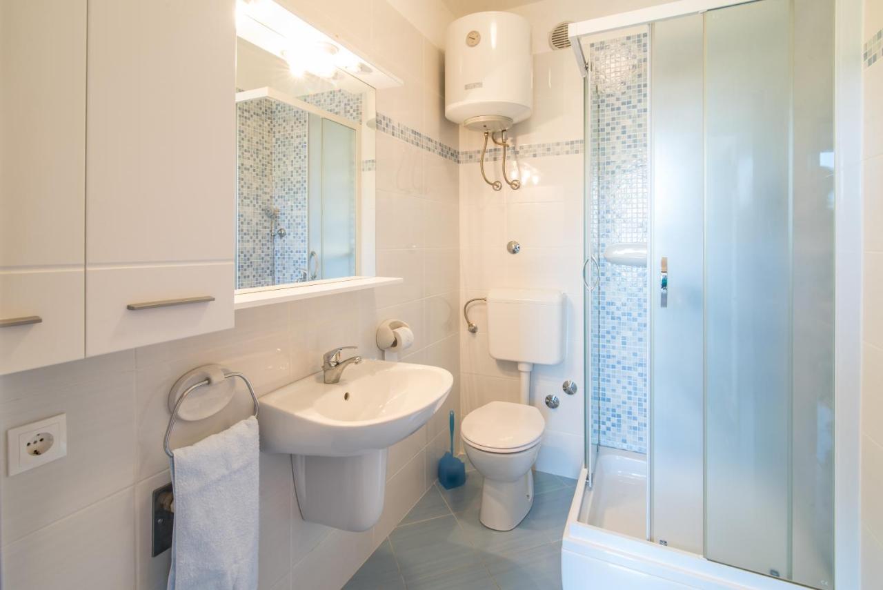Apartament Ana S *