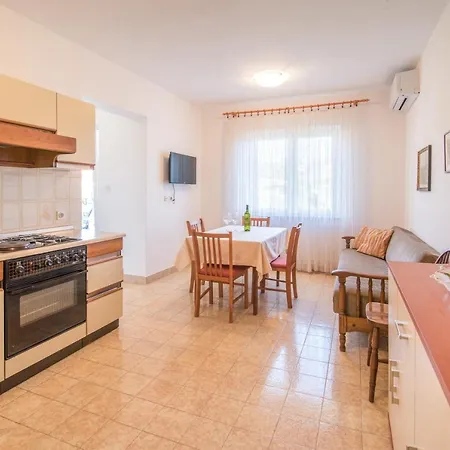 Apartments Ana S Krk Town Exterior photo